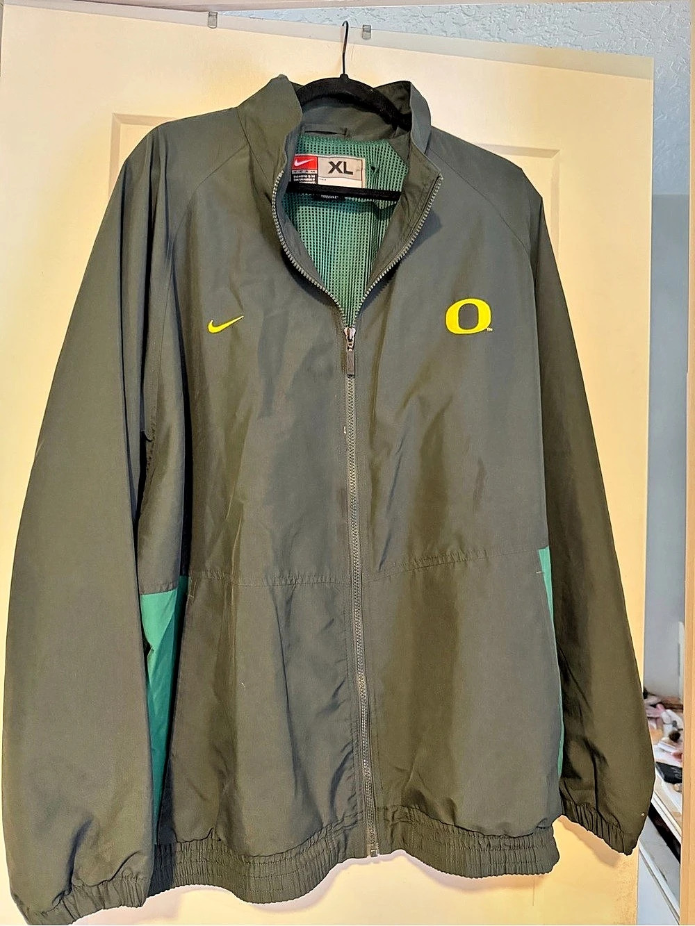Nike Team Oregon Ducks Windbreaker Jacket Color Block Green & Teal XL